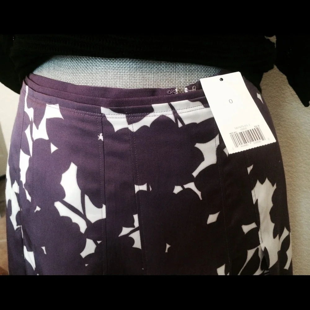 COPY - New - BR pretty purple silk skirt - Picture 2 of 3